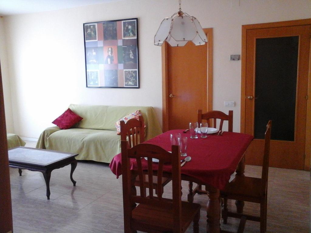 Apartament Fira L’Hospitalet de Llobregat Zimmer foto